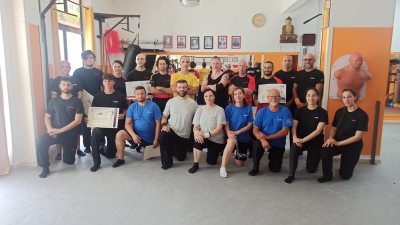 kung fu academy di Sifu Salvatore Mezzone, arti marziali wing chun, weng chun, wing tsun, tai chi quan, chi kung, sanda e sport dacombattimento, shaolin cina.jpg (1)